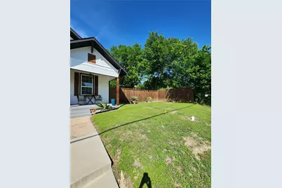 607 Dr Martin Luther King Jr Boulevard, Waxahachie, TX 75165 - Photo 2