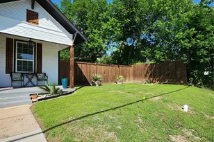 607 Dr Martin Luther King Jr Blvd, Waxahachie, TX 75165 - Photo 2