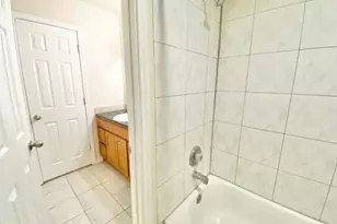 8001 Rothington Rd, Dallas, TX 75227 - Photo 14