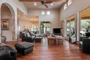1601 Catalina Bay Ct, Granbury, TX 76048 - Photo 8