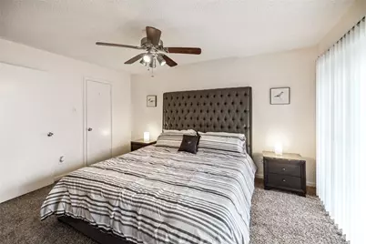 655 Cimarron Trail #655, Irving, TX 75063 - Photo 14