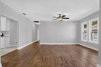 1201 W Arlington Avenue, Fort Worth, TX 76110 - Photo 2