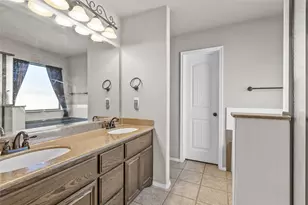 915 Sage Meadow Dr, Glenn Heights, TX 75154 - Photo 20