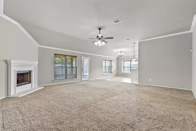 915 Sage Meadow Drive, Glenn Heights, TX 75154 - Photo 8