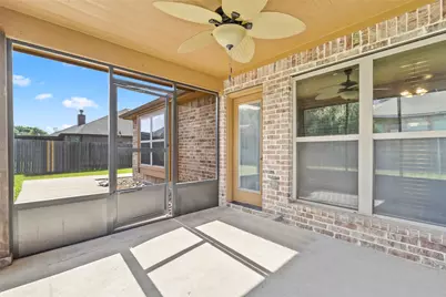 915 Sage Meadow Drive, Glenn Heights, TX 75154 - Photo 22