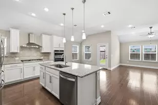 1045 Twisting Ridge Terrace, Fort Worth, TX 76052 - Photo 2