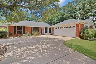 105 Arthur Dr, Kennedale, TX 76060 - Photo 2
