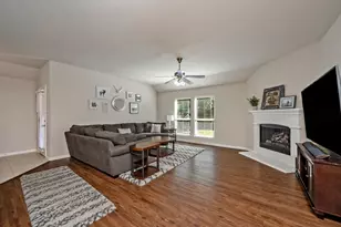 2413 Michelle Creek Dr, Little Elm, TX 75068 - Photo 18