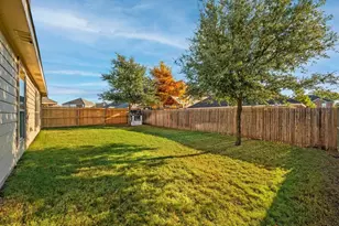 2413 Michelle Creek Dr, Little Elm, TX 75068 - Photo 34