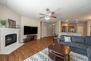 2413 Michelle Creek Dr, Little Elm, TX 75068 - Photo 2
