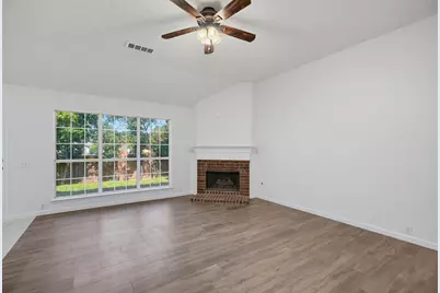 1119 Marshall Drive, Euless, TX 76039 - Photo 4