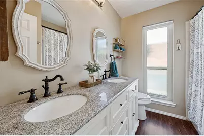 109 Hickory Springs Drive, Euless, TX 76039 - Photo 16