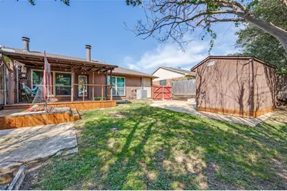 109 Hickory Springs Drive, Euless, TX 76039 - Photo 24