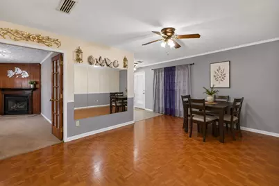 821 Milky Way, Garland, TX 75040 - Photo 10
