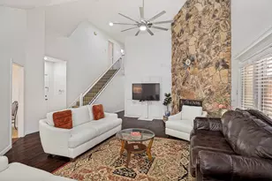 605 Woodway Ln, Richardson, TX 75081 - Photo 2