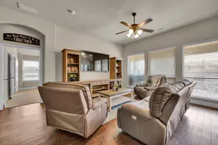 918 Newcastle Dr, Midlothian, TX 76065 - Photo 12