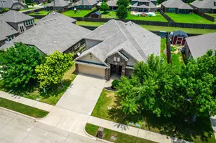918 Newcastle Dr, Midlothian, TX 76065 - Photo 34