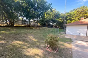 120 Rs County Rd 1623, Lone Oak, TX 75453 - Photo 20