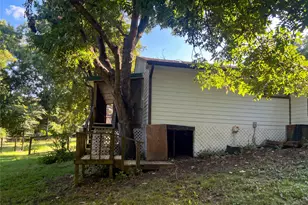 120 Rs County Rd 1623, Lone Oak, TX 75453 - Photo 18