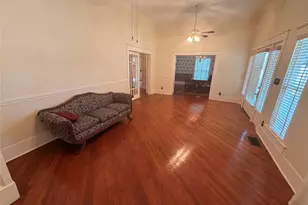 605 S Seaman St, Eastland, TX 76448 - Photo 6