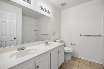 1412 Sunflower Court, Burleson, TX 76028 - Photo 10
