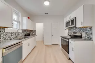 1205 W Arlington Ave, Fort Worth, TX 76110 - Photo 8