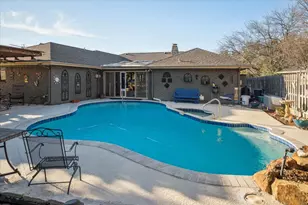 1118 Berkshire Ct, Trophy Club, TX 76262 - Photo 2