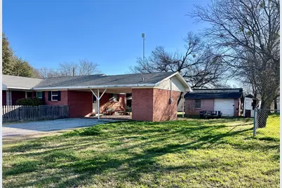 216 Woodlawn Avenue, Strawn, TX 76475 - Photo 6