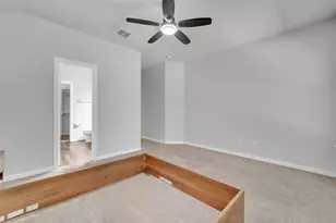 5165 Glen Eden Dr, Fort Worth, TX 76119 - Photo 6