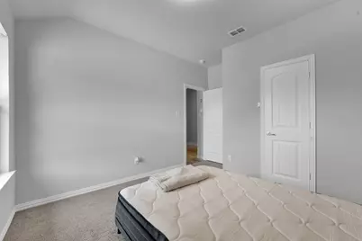 5165 Glen Eden Drive, Fort Worth, TX 76119 - Photo 14