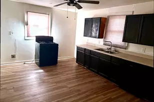 620 W 12th St, Bonham, TX 75418 - Photo 10