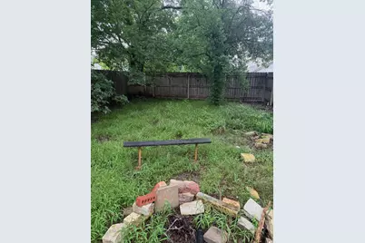 620 W 12th Street, Bonham, TX 75418 - Photo 16