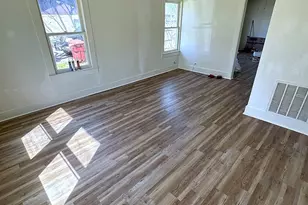 620 W 12th St, Bonham, TX 75418 - Photo 6