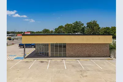 507 E Wise Street, Bowie, TX 76230 - Photo 6