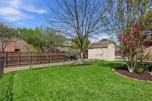 6613 Barclay Ln, Garland, TX 75044 - Photo 34