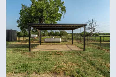 1122 W White Oak Road, West, TX 76691 - Photo 26