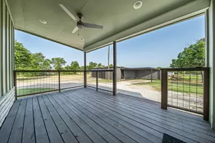 1122 W White Oak Rd, West, TX 76691 - Photo 22