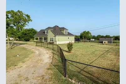 1122 W White Oak Road, West, TX 76691 - Photo 28