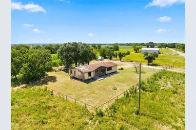 620 Park Street, Leroy, TX 76624 - Photo 10
