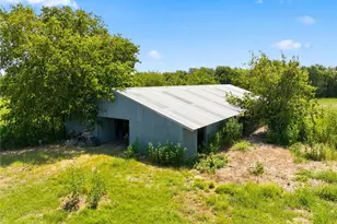 620 Park St, Leroy, TX 76624 - Photo 14