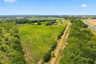620 Park St, Leroy, TX 76624 - Photo 2