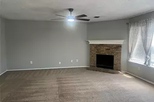 1538 Thornhill Ln, Little Elm, TX 75068 - Photo 4