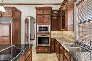 5905 Dorset Dr, Plano, TX 75093 - Photo 8