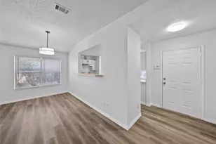1024 Lake Trail Dr, Little Elm, TX 75068 - Photo 8