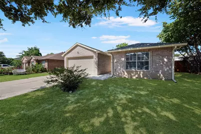1024 Lake Trail Drive, Little Elm, TX 75068 - Photo 2