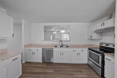 1024 Lake Trail Drive, Little Elm, TX 75068 - Photo 10