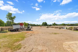 6017 Acton Meadows Ct, Granbury, TX 76049 - Photo 38