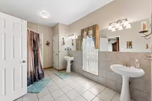 6017 Acton Meadows Ct, Granbury, TX 76049 - Photo 16