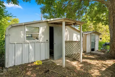 405 NE 4th Street, Hubbard, TX 76648 - Photo 14