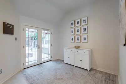 320 Andre Drive, Irving, TX 75063 - Photo 22